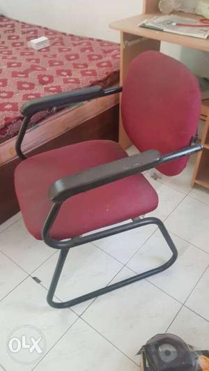 Chair with arm rest