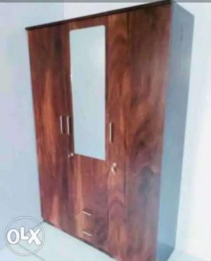 Free delivery in Pune Brand new wooden wardrobe 3 door with
