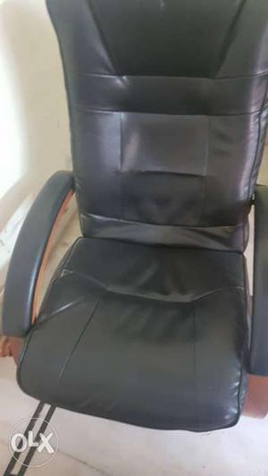 Reclining chair with footrest