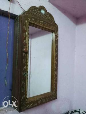 Sakwan Wooden Framed Wall Mirror