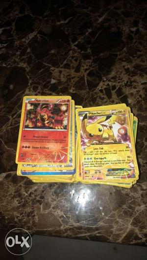 250 cards of pokemon cards in good condition