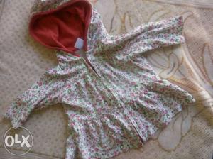 Baby jacket with woolen payjama. Used only once.