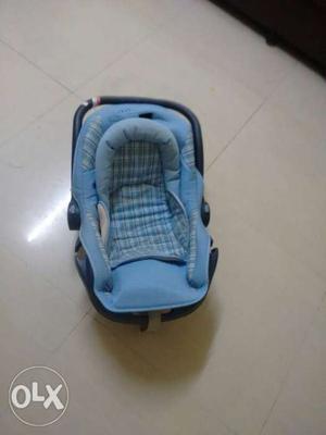Car seater for babies, imported,can be carry