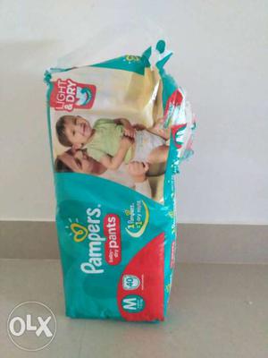 Pampers baby diaper pants Medium (7-12kg)
