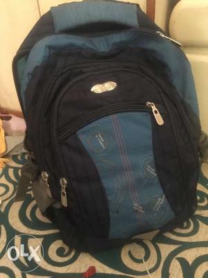 School college bag in good condition