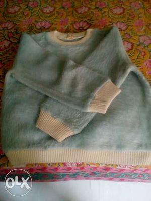 Woolen sweater for kid