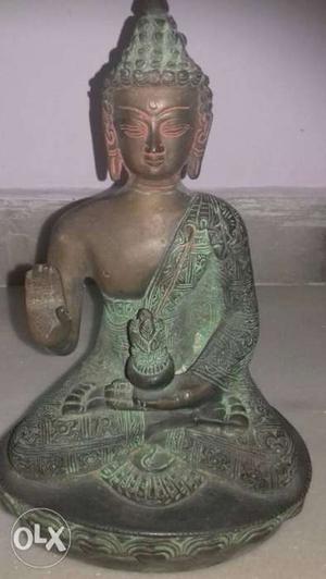 20 year old pital statu antique weight 3kg height