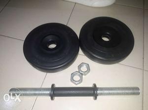 5 kg dumbell only used for 15 days..removable