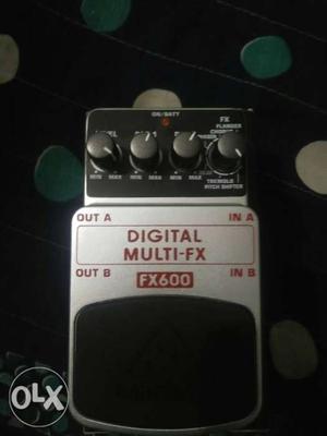 Black And Silver Digital Multi-FX 600 Guitar Effects