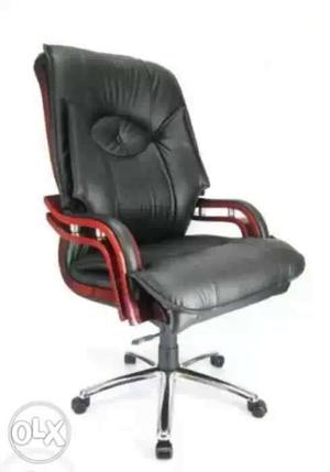 Brand new executive revolving chair.
