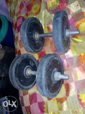Dumbells 6kg each Removable weight. You can add