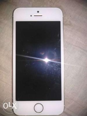 Iphone 5s 16gb, 6 month old with case mamo