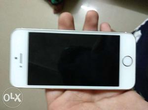 Iphone 5s good condition Carrier lock h Only