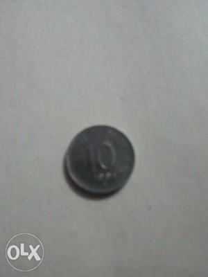 Round Black 10 Coin
