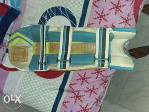 SS Cricket pads Price Fixed 6 month Old Co. one
