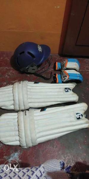 Sg Nee Pads.. Glous..and Sm Helmate..