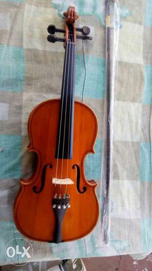 Superb 4/4 Violin excellent condition with new bow and bag