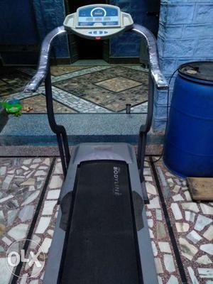 Treadmill in good condition like new condition