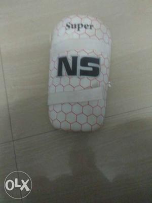 White And Black Super NS Knee Pad