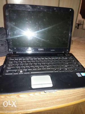 Dell core 2 duo laptop 320 hdd.4 gb ram.. mob..