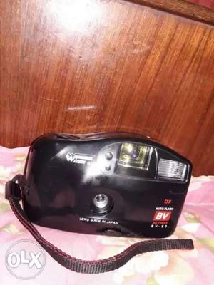 Old film roll camera good working condition
