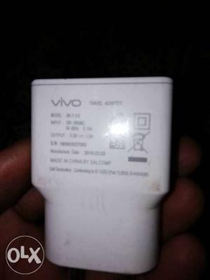 Bhai new adapter hai original vivo ka