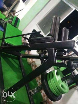 Black And Green Weight Bench