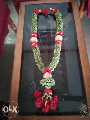 Cardamom garland for God and functions