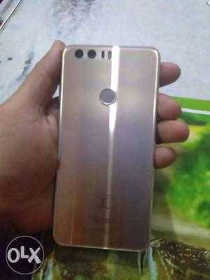 Honor 8 duel camera phone new condition December