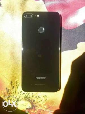 I want to sell my honor 9 lite 2 week old only