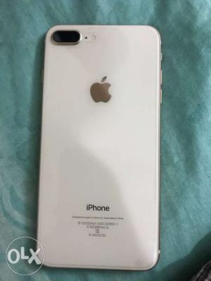 Iphone 8 plus. Looks like new. Gold 64 GB. Only 3