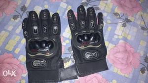 Pair Of Black Pro Biker Motorcycles Gloves