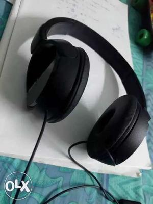 Sony headphone. one month old.