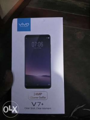 Vivo v7plus full kit brand new condition seal or