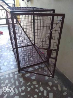 Crate made with Heavy Iron Supported with