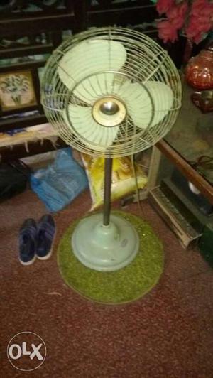 Antique (call .6) pedestal usha fan.50 years old