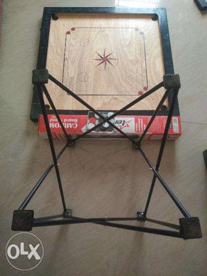 Carom and stand