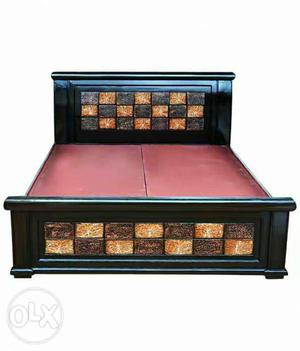 Brown And Black Wooden Framed Bed 5 year warranty