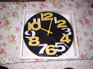 Color Changing Clock,Acording To Wall(made in india),Brand