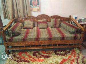 Diwana cot or sofa (along with diwana bed and pillows d
