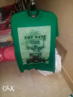 Green and black printed export quality t shirt