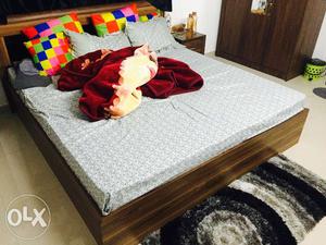 New condition Complet bed set