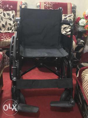 One month old alloywheel wheelchair and its urgent
