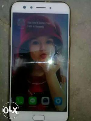 Oppo f3 is Ram 4GB Rom 64 GB is good condition