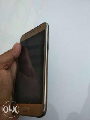 Samsung J2 4G Gold colour Good condition Likely
