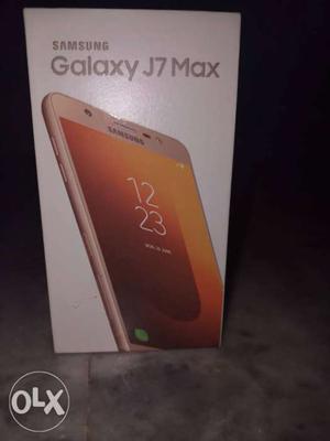 Samsungj7max 4gbn 32gb internal and 4months used