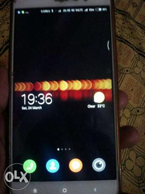 This is mi note 3 phone good condition 2 gb ram I