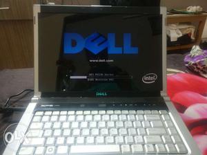 Laptop - Dell XPS M