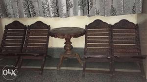 Handicraft chair with table