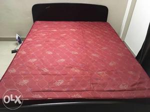 Red And Black Floral Mattress queen bed